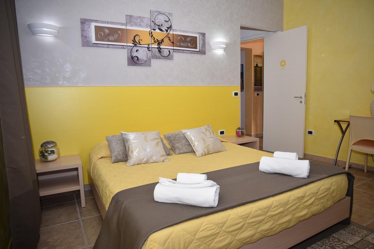 Villa Marzia Porto Cesareo Eksteriør billede