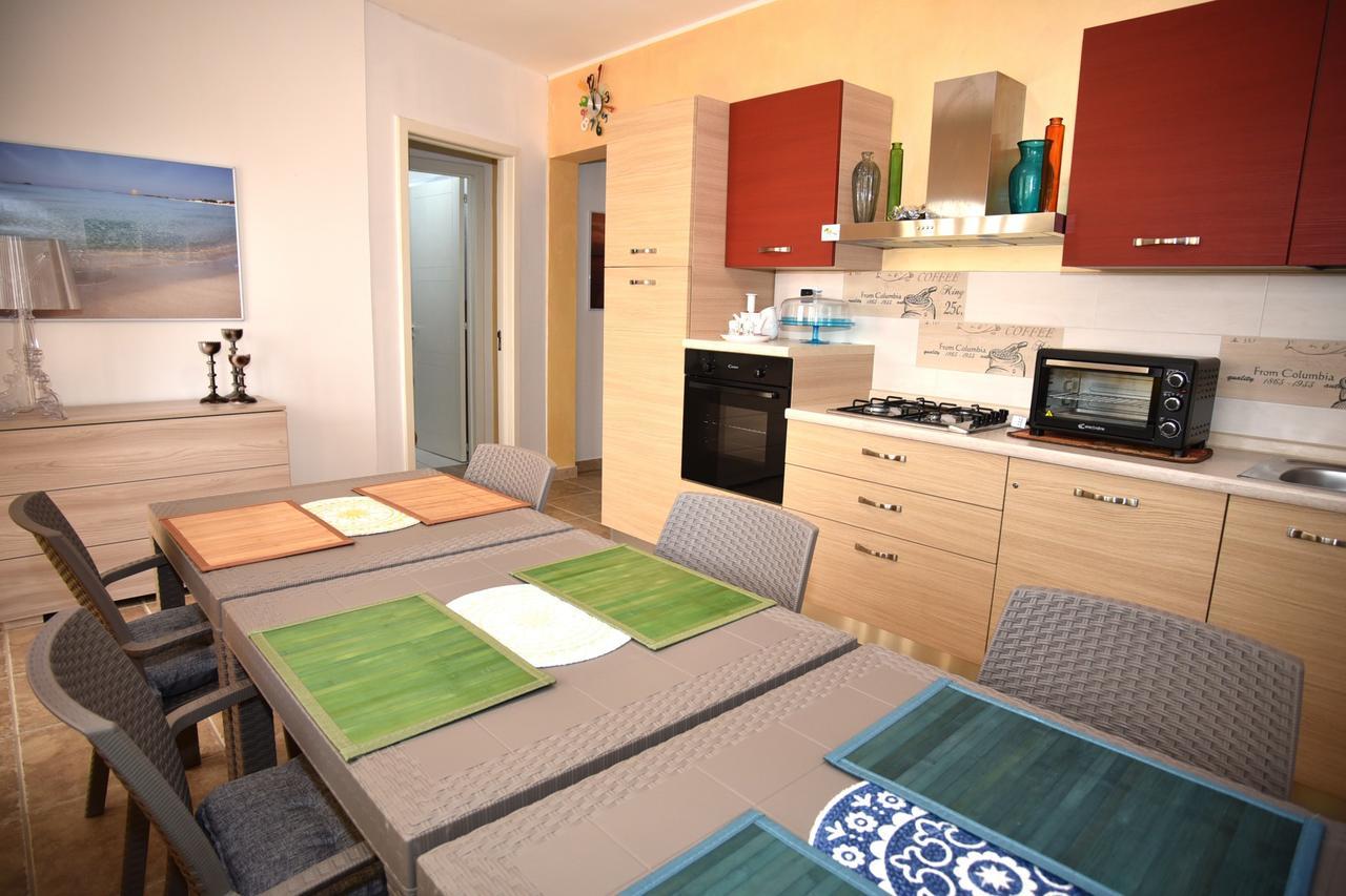 Villa Marzia Porto Cesareo Eksteriør billede