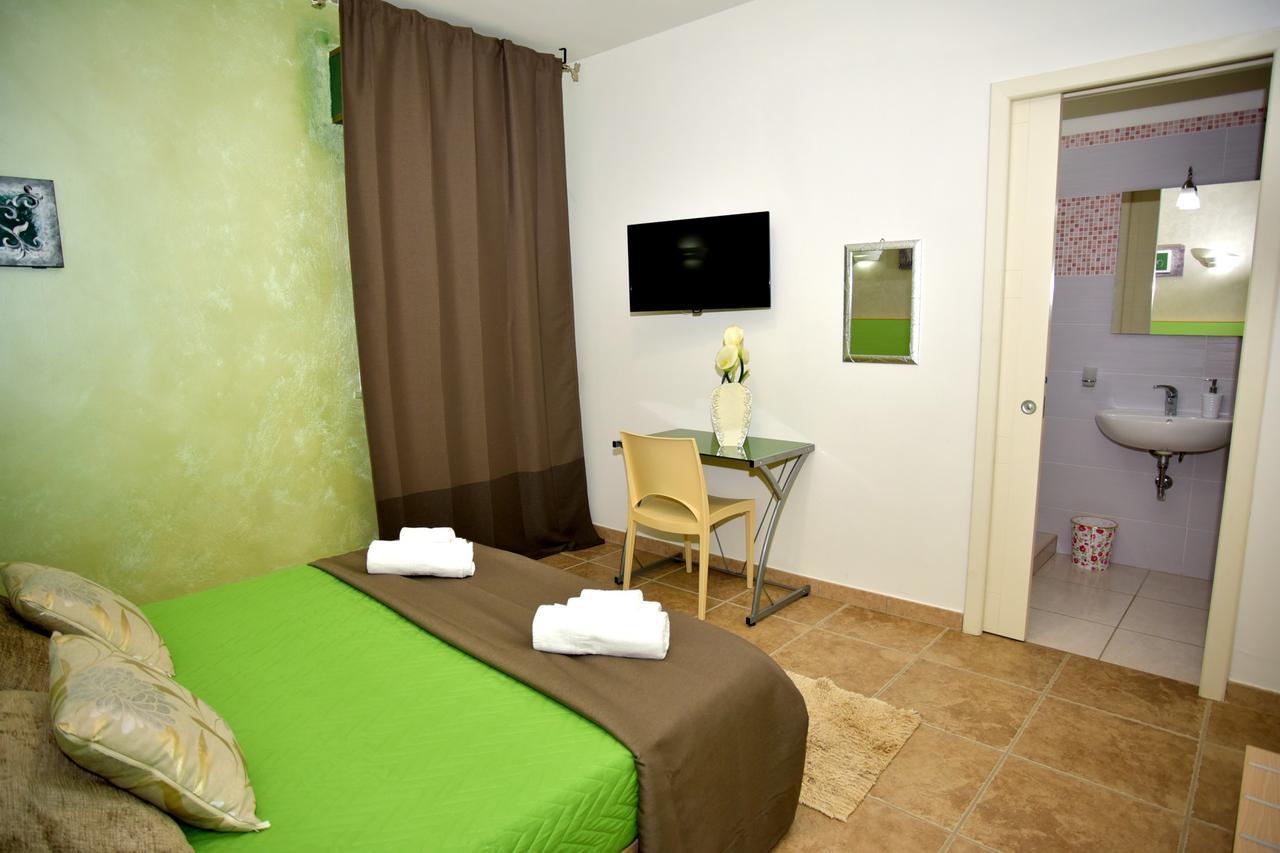 Villa Marzia Porto Cesareo Eksteriør billede