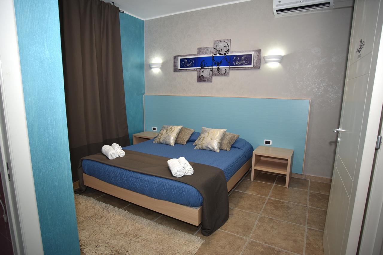 Villa Marzia Porto Cesareo Eksteriør billede