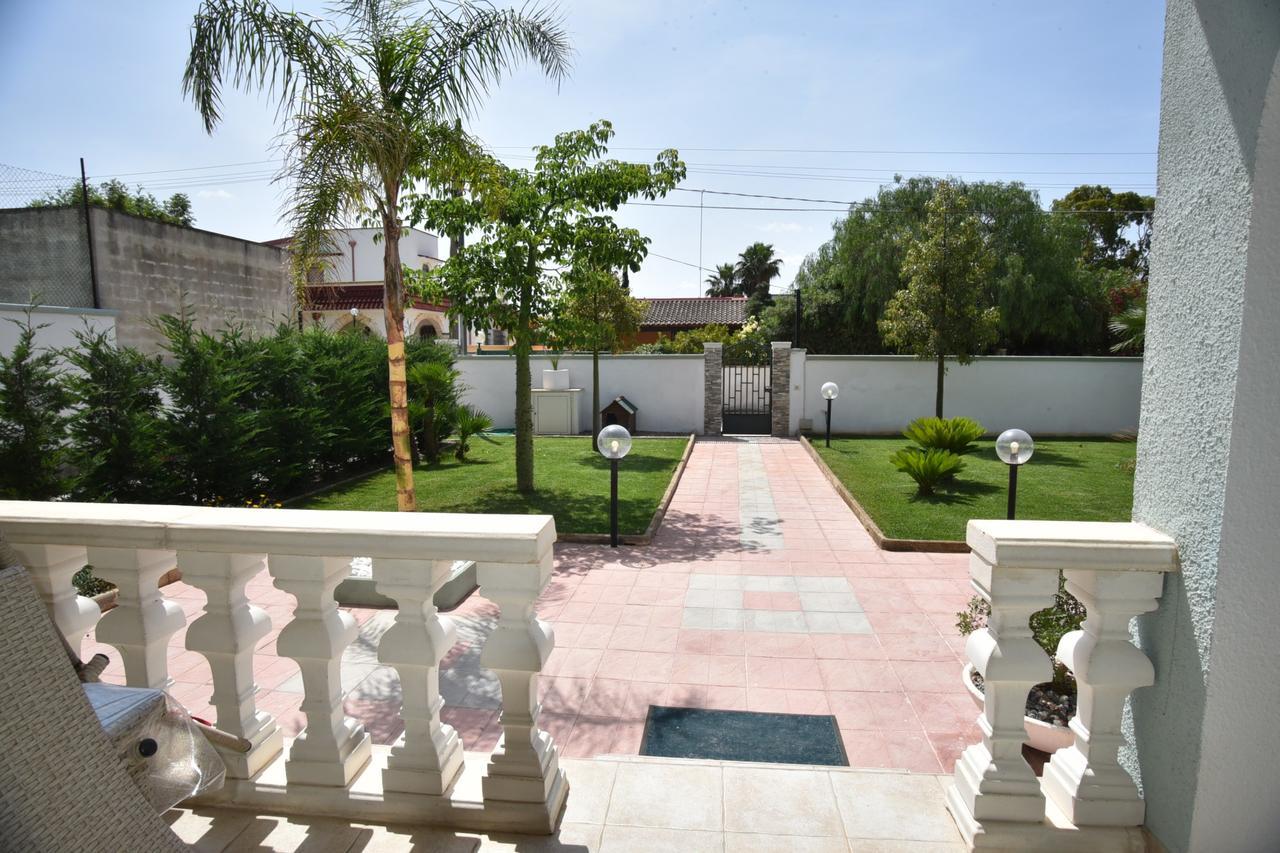Villa Marzia Porto Cesareo Eksteriør billede