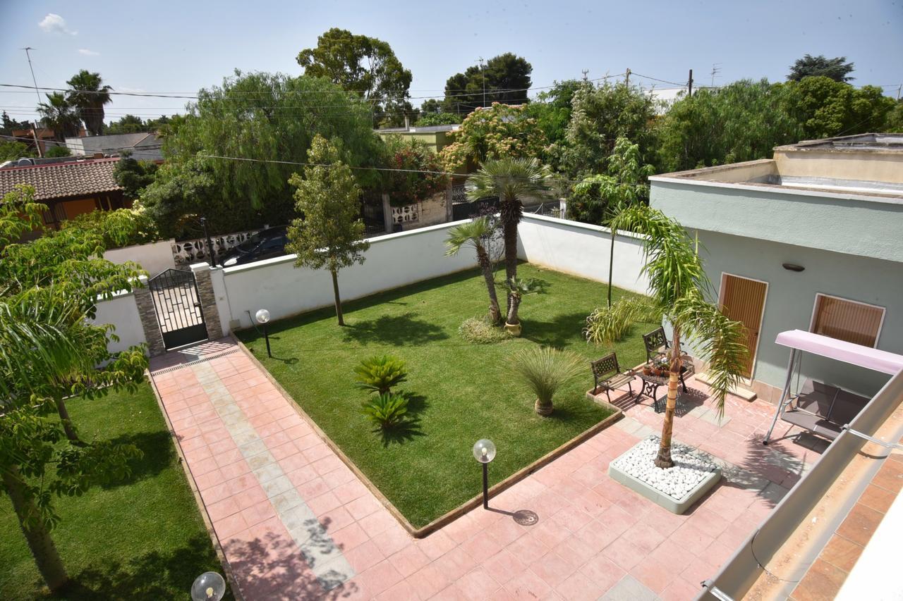 Villa Marzia Porto Cesareo Eksteriør billede